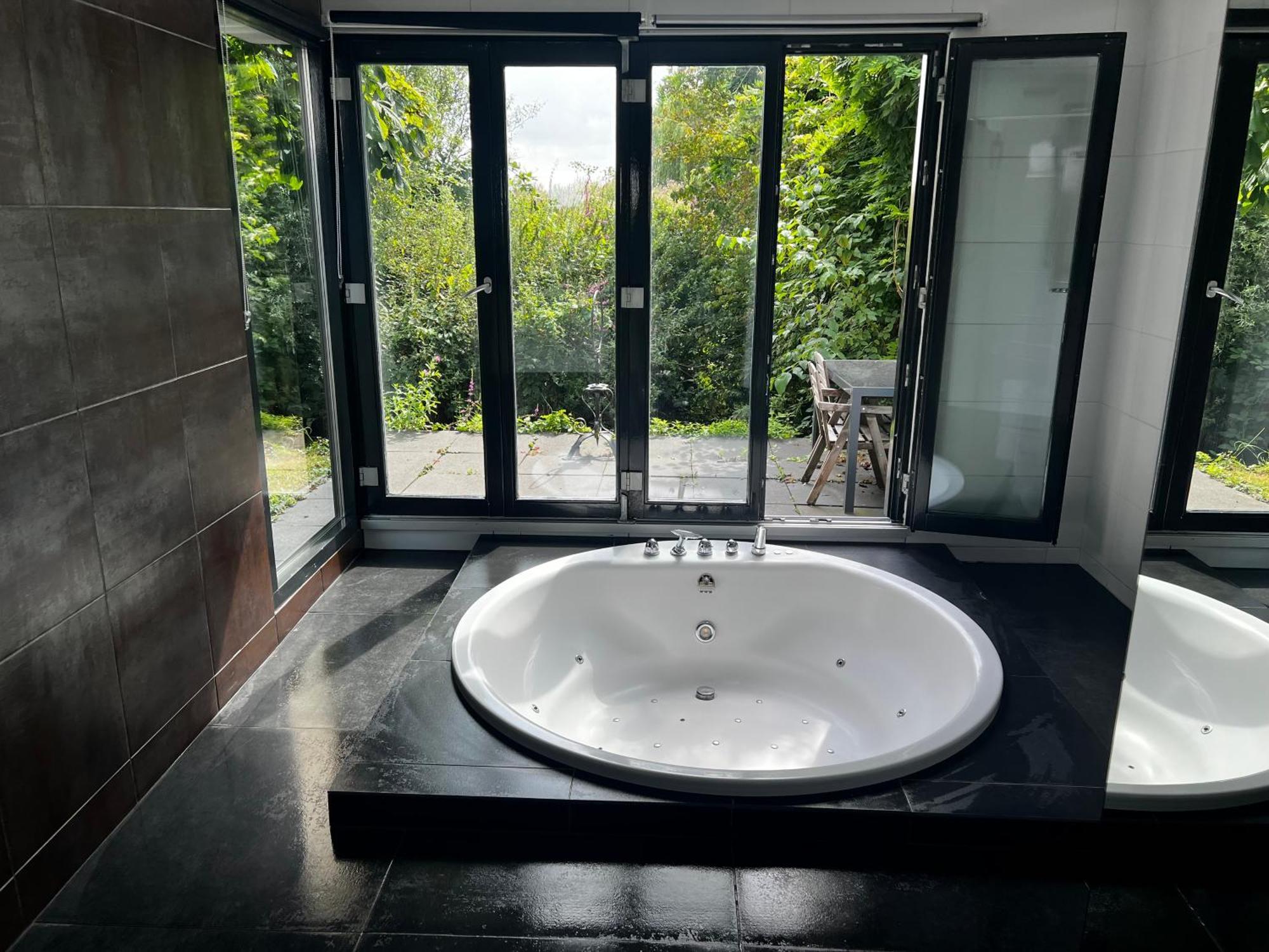 Bungalow Haarlem Amsterdam With Jacuzzi Vijfhuizen Zewnętrze zdjęcie