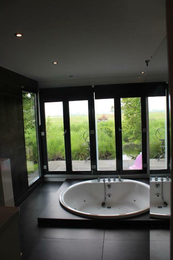 Bungalow Haarlem Amsterdam With Jacuzzi Vijfhuizen Zewnętrze zdjęcie