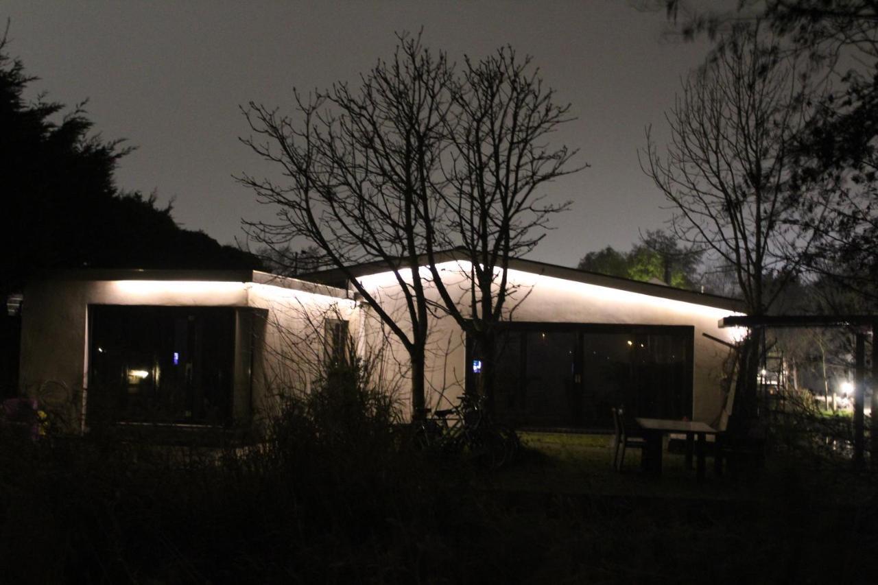 Bungalow Haarlem Amsterdam With Jacuzzi Vijfhuizen Zewnętrze zdjęcie